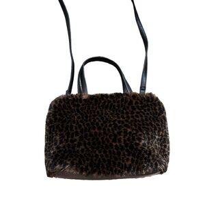 Super cute leopard faux fur purse // NWOT
